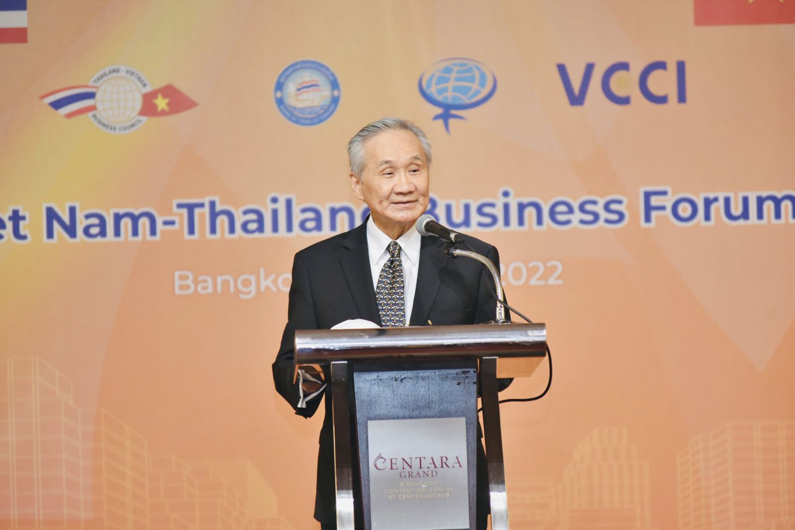 Phó Thủ tướng kiêm Bộ trưởng Ngoại giao Thái Lan Don Pramudwinai.