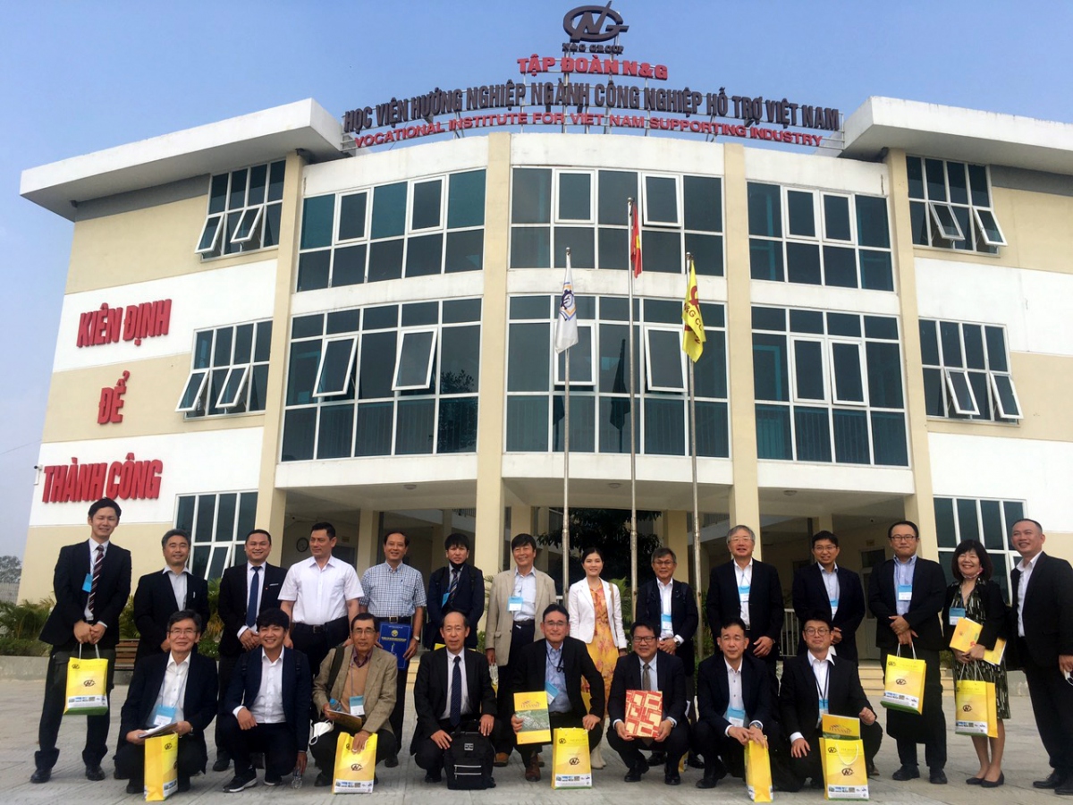 Đoàn Doanh nghiệp Kobe - Nhật Bản thăm, làm việc tại KCN HANSSIP tháng 11/2022.