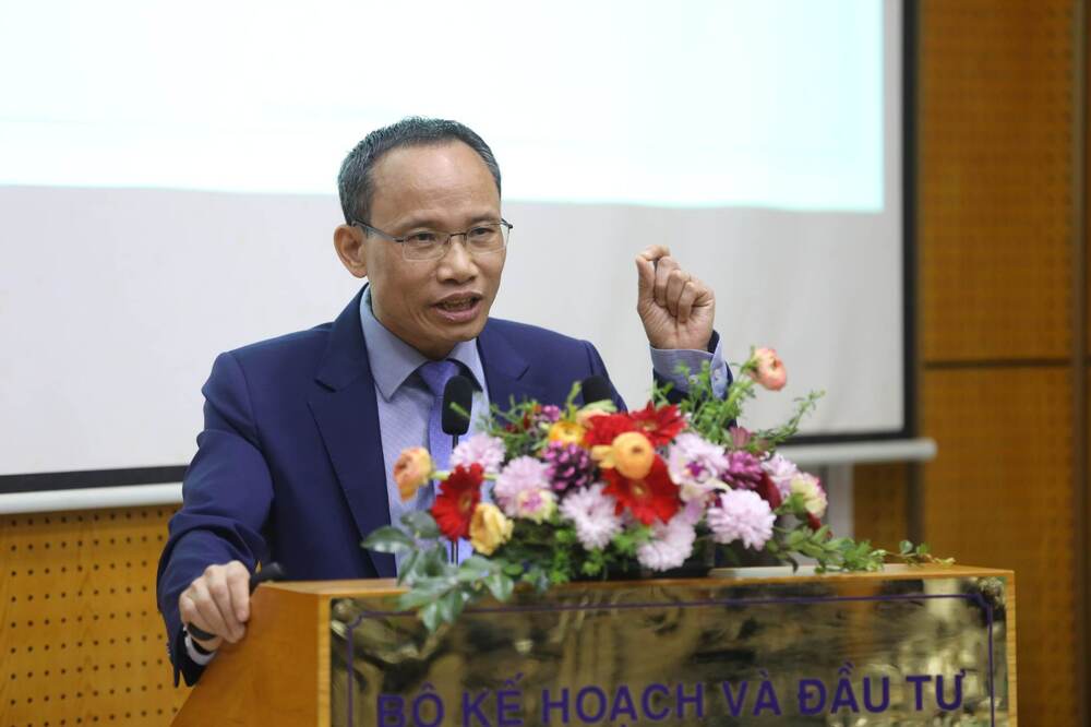 TS Cấn Văn Lực, Chuyên gia Kinh tế trưởng BIDV tại hội thảo khoa học 