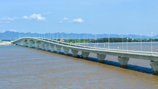 Cầu Tân Vũ - Lạch Huyện thuộc dự án đường ô tô Tân Vũ - Lạch Huyện với tổng chiều dài 15,63km