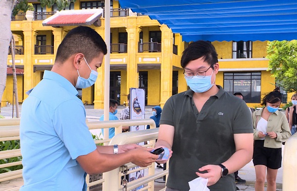 Tỉnh Quảng Ninh đã đưa ra nhiều phương án nhằm kích cầu du lịch trong thời điểm khó khăn do dịch bệnh COVID-19 (Ảnh: Báo Quảng Ninh)