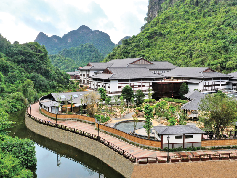 Yoko Onsen Quang Hanh là một điểm đến thu hút du khách đến nghỉ dưỡng tại Quảng Ninh