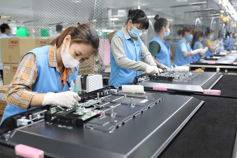 Hoạt động sản xuất linh kiện điện tử tại KCN Đông Mai (Ảnh: Cổng TTĐT tỉnh Quảng Ninh)