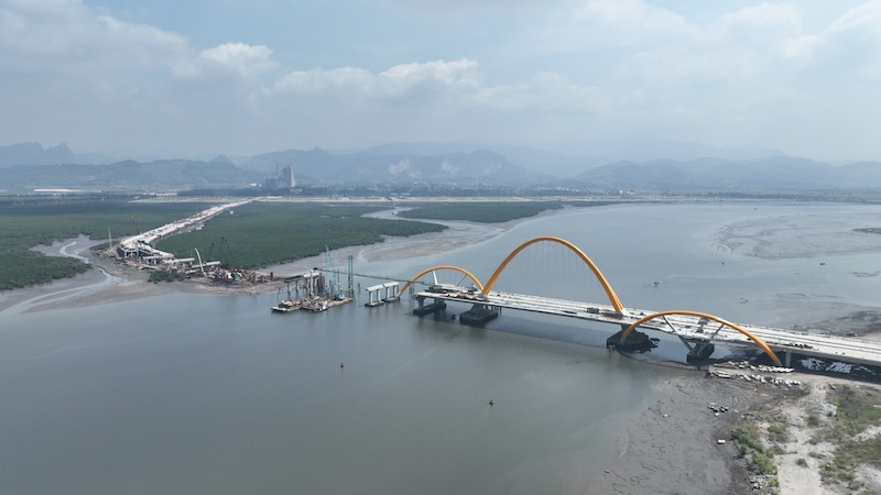 Cầu Cửa Lục 3 đã thi công đạt khoảng 80% khối lượng các phần việc