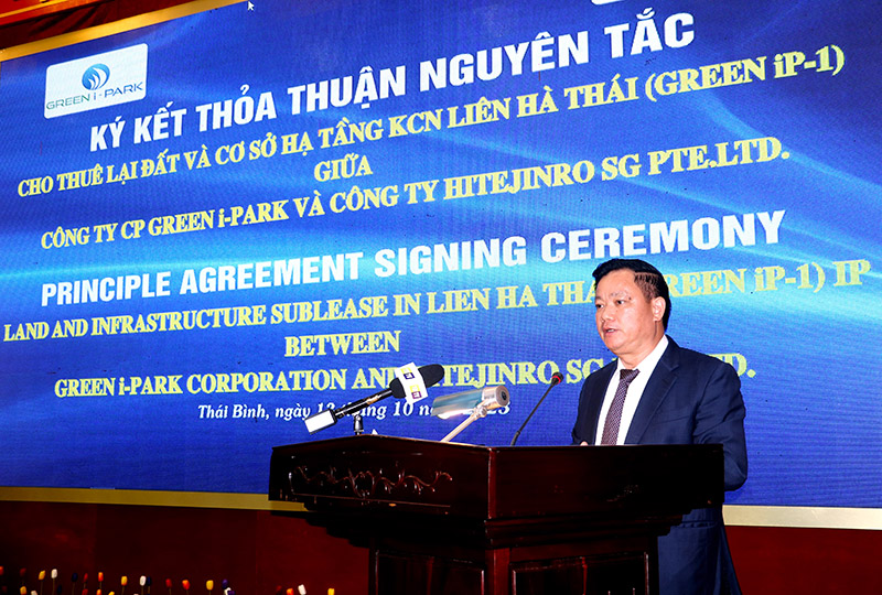 Ông Nguyễn Khắc Thận - Chủ tịch UBND tỉnh Thái Bình chia sẻ tại lễ ký kết