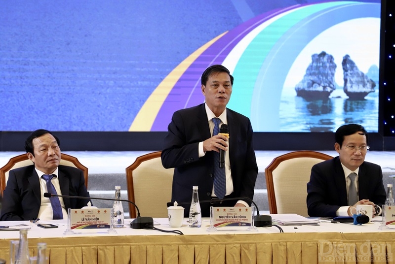 Ông Nguyễn Văn Tùng - Chủ tịch UBND TP Hải Phòng phát biểu tại hội nghị