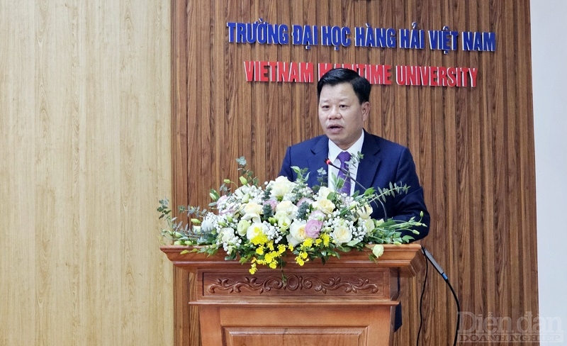 Ông Lê Trung Kiên – Trưởng ban BQL KKT Hải Phòng chia sẻ tại Hội thảo