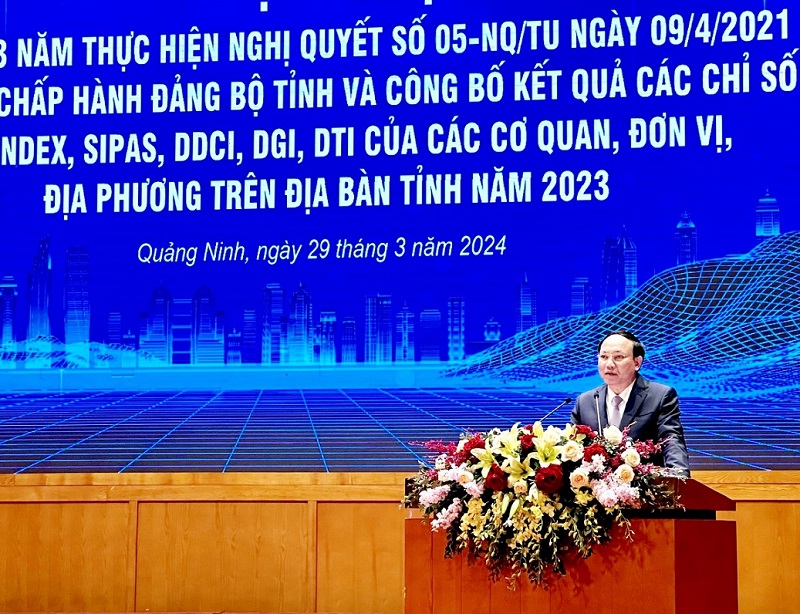 Ông Nguyễn Xuân Ký - Bí thư Tỉnh ủy Quảng Ninh phát biểu tại hội nghị sơ kết 3 năm thực hiện Nghị quyết số 05-NQ/TU và công bố kết quả xếp hạng Chỉ số PAR INDEX, SIPAS, DDCI, DGI, DTI của các cơ quan, đơn vị, địa phương năm 2023