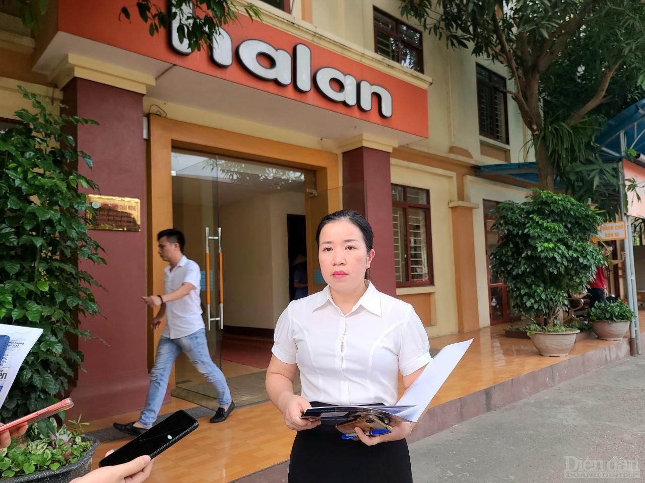 Bà Đỗ Thị Mai Hương, Giám đốc chi nhánh xe buýt - Công ty Hà Lan trao đổi với Diễn đàn Doanh nghiệp