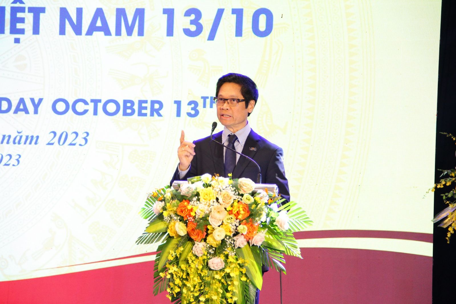 TS Vũ Tiến Lộc, Chủ tịch Trung tâm trọng tài quốc tế Việt Nam, nguyên Chủ tịch VCCI phát biểu tại hội nghị