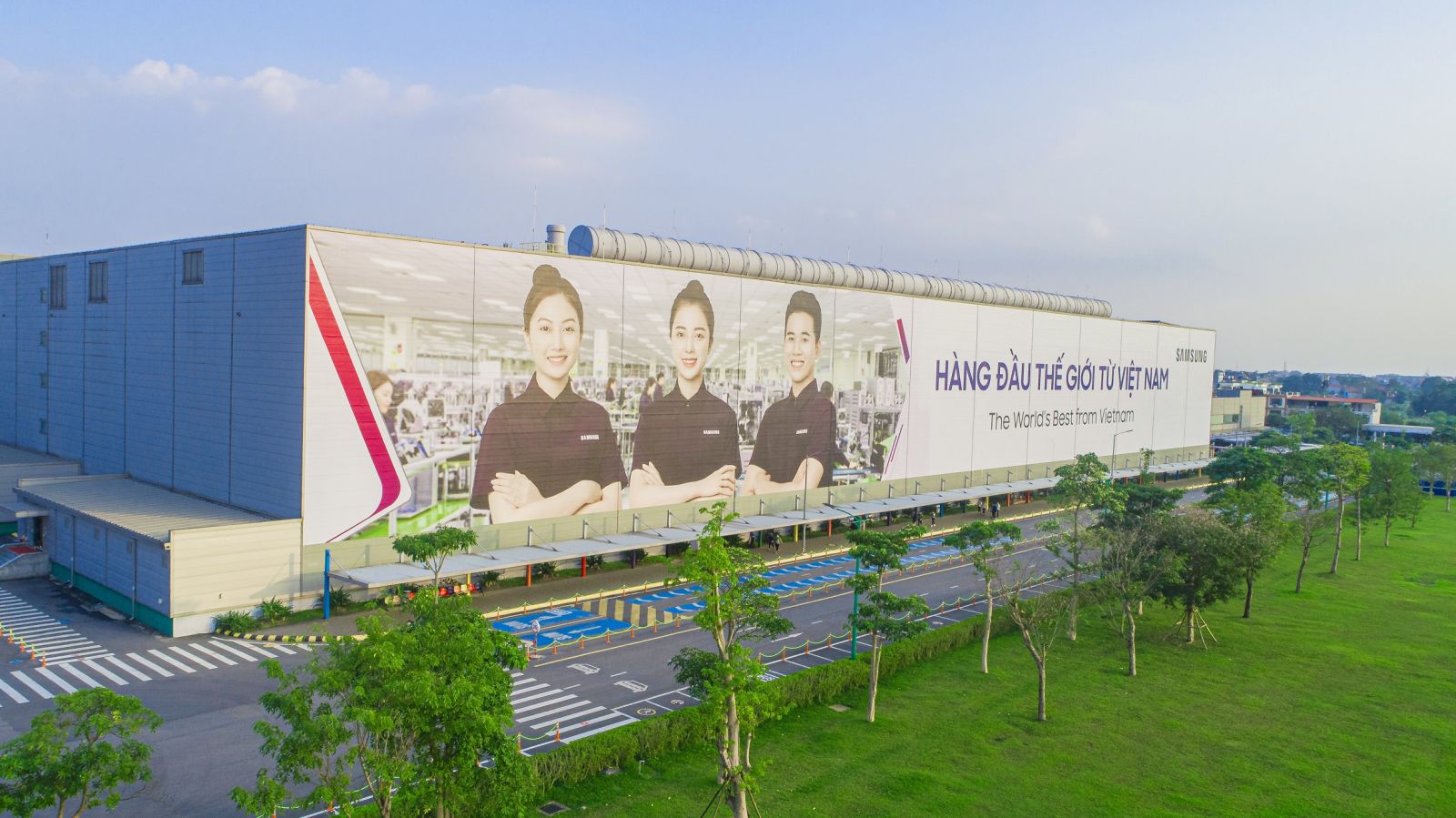 Nhà máy Samsung Electronic Việt Nam Thái Nguyên được đầu tư từ năm 2013 đến nay, đã tạo nên bước đột phá cho quá trình công nghiệp hóa, chuyển đổi cơ cấu lao động trên địa bàn tỉnh Thái Nguyên