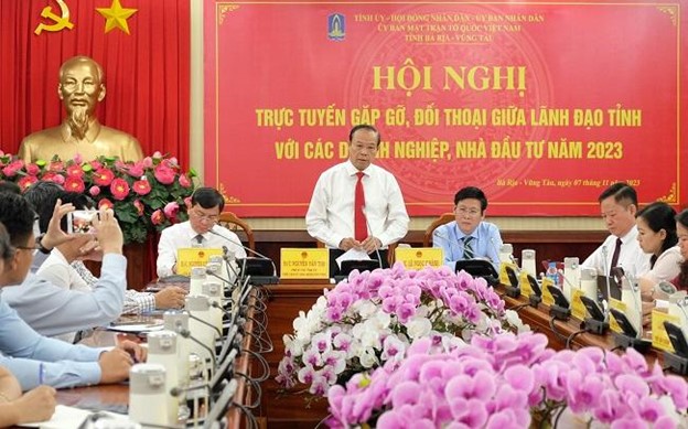 Chủ tịch UBND tỉnh Bà Rịa – Vũng Tàu Nguyễn Văn Thọ khẳng định, những khó khăn, vướng mắc của nhà đầu tư, doanh nghiệp phải tháo gỡ, giải quyết nhanh chóng, rốt ráo