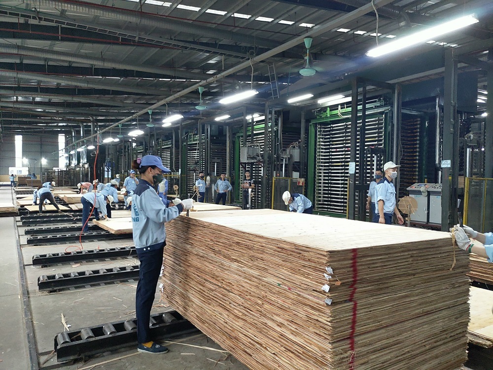 Các doanh nghiệp cần liên kết, hỗ trợ nhằm nâng cao sức mạnh chung của ngành gỗ Việt Nam (ảnh minh hoạ)