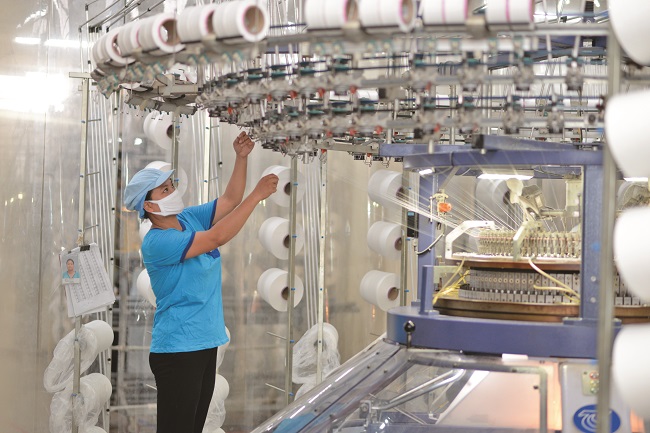 Phát triển các ngành công nghiệp phụ trợ, nâng tỷ lệ nội địa hoá là yêu cầu cấp thiết của sản xuất dệt may