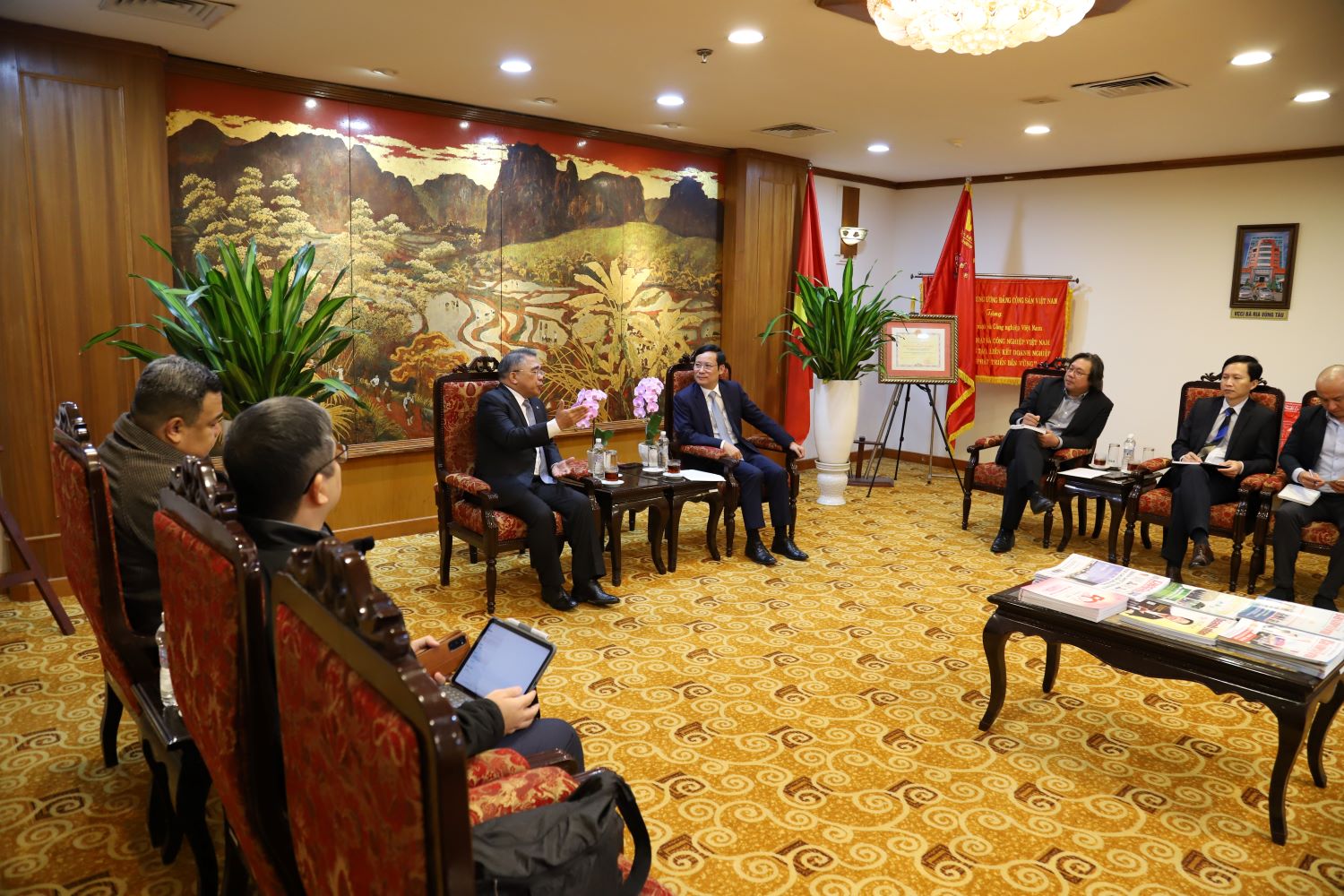 Cả Việt Nam và Philippines đều là những trụ cột kinh tế quan trọng của khối ASEAN