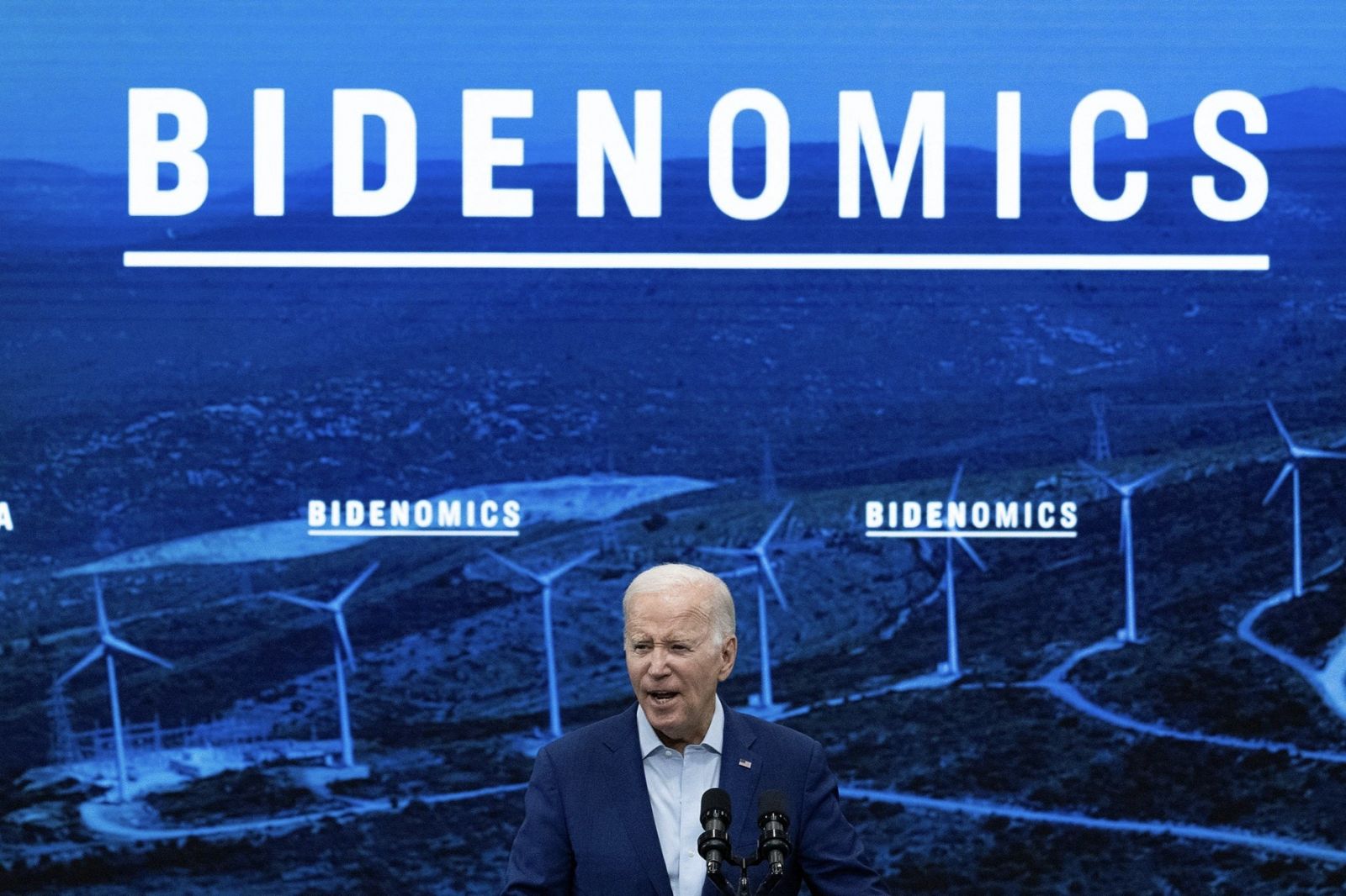 Ông Biden hứa hẹn sẽ thúc đẩy mạnh mẽ đà tăng trưởng kinh tế ấn tượng của Mỹ hiện tại
