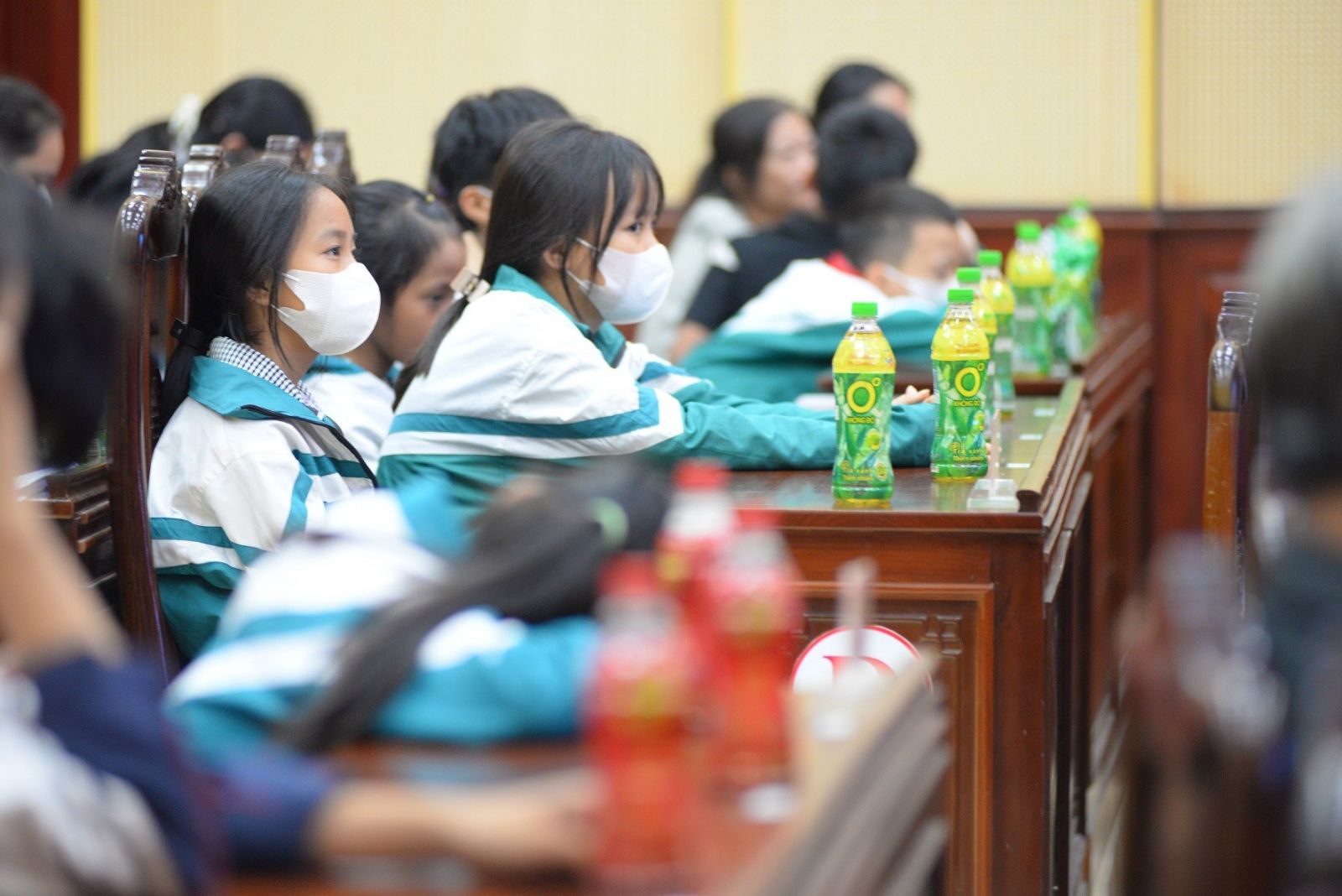 Các cấp chính quyền tỉnh Hà Nam cũng như các tổ chức, đoàn thể, mạnh thường quân đang nỗ lực hỗ trợ, nâng bước tới trường cho các em học sinh có hoàn cảnh khó khăn