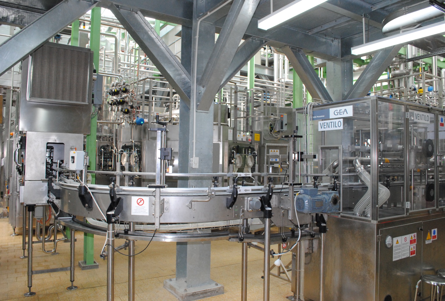 Tân Hiệp Phát áp dụng công nghệ chiết lạnh vô trùng Aseptic vào sản xuất sữa đậu nành