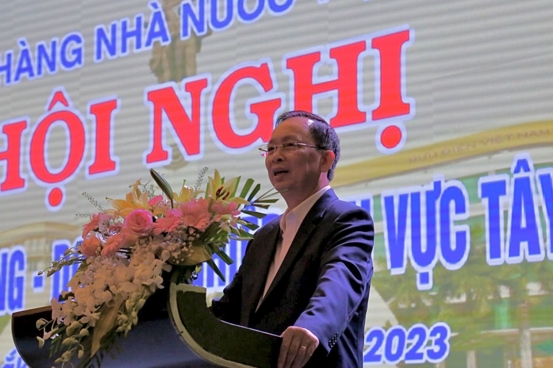 Phó Thống đốc ngân hàng Nhà nước Đào Minh Tú phát biệu tại hội nghị