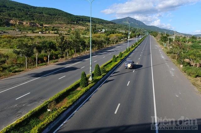 Cao tốc Tân Phú – Bảo lộc được xem là công trình trọng điểm phát triển kinh tế