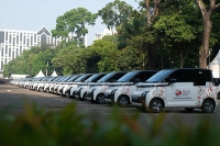 Ô tô điện mini Wuling Air EV lăn bánh phục vụ Hội nghị Cấp cao ASEAN