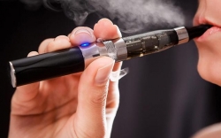 Thanh niên 16 tuổi bị viêm phổi nặng do thuốc lá điện tử